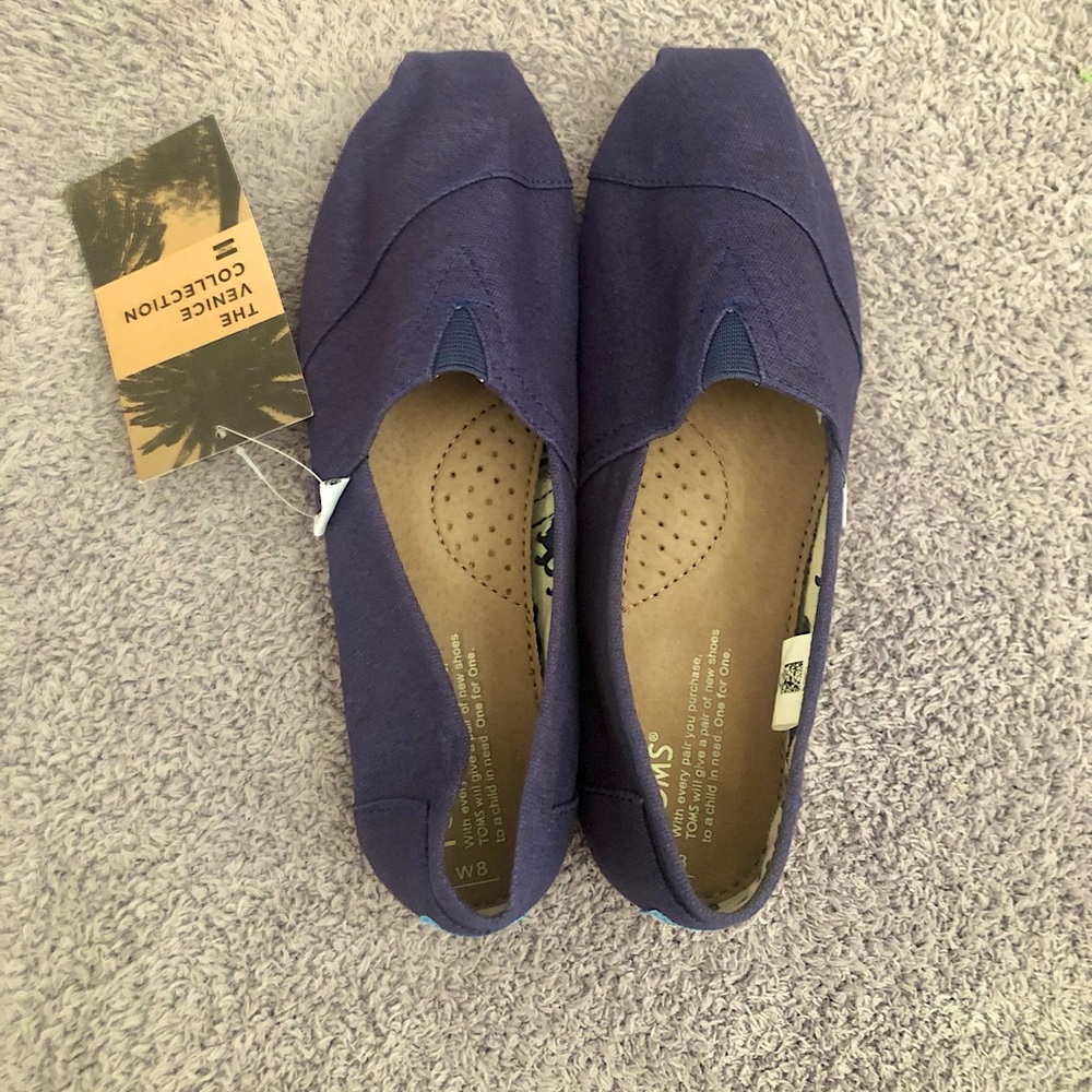 NWT Toms "Venice Collection" Navy Alpargata Canvas